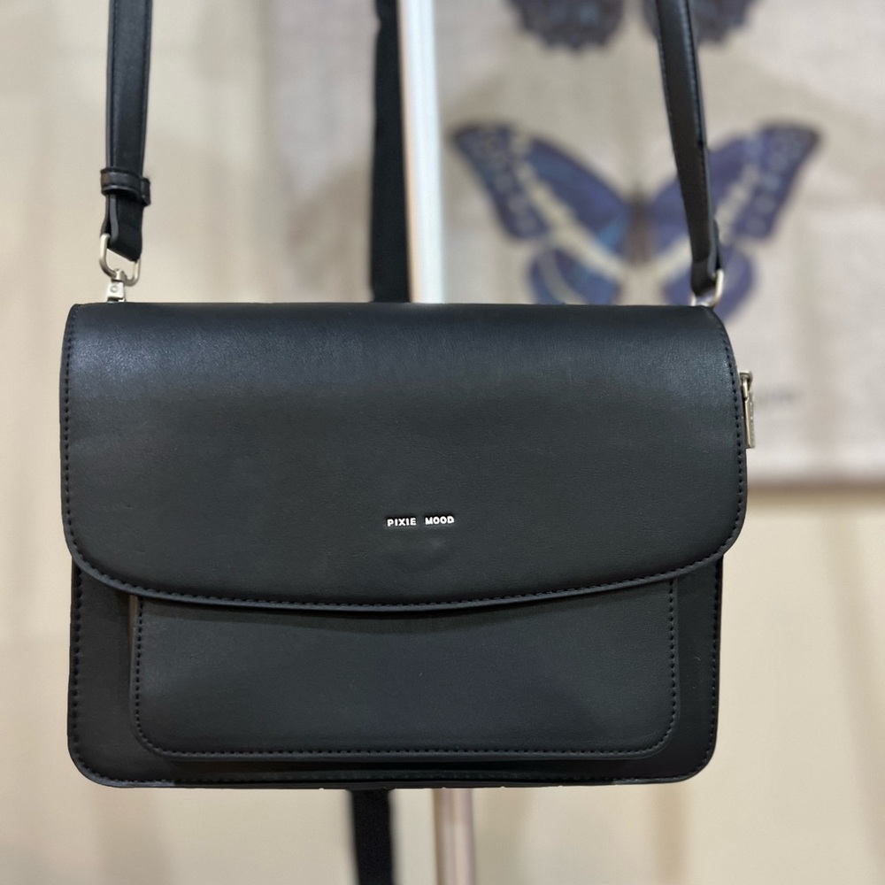 Pixie Mood Classic Black Crossbody Bag